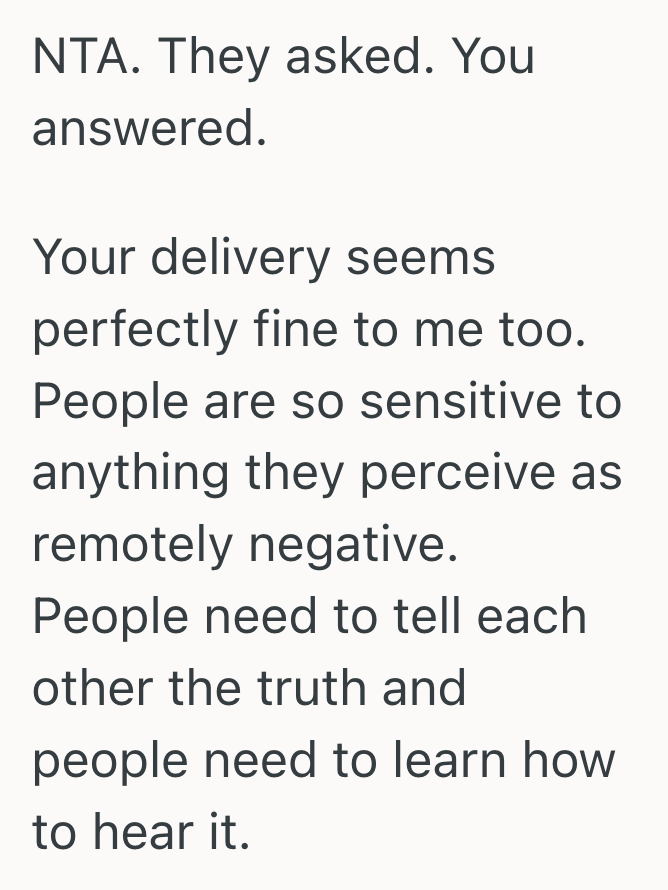 Screenshot 2025 06 17 at 1.17.27 PM She Gave Her Honest Opinion About Her Friends Instagram Profile Picture, But Her Friend Ended Up Feeling Insulted Instead Of Appreciated